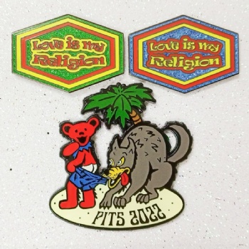 High Quality Metal Cartoon Anime Enamel Pins