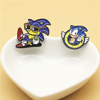 Sonic Cartoon Enamel Lapel Pin Metal Badge